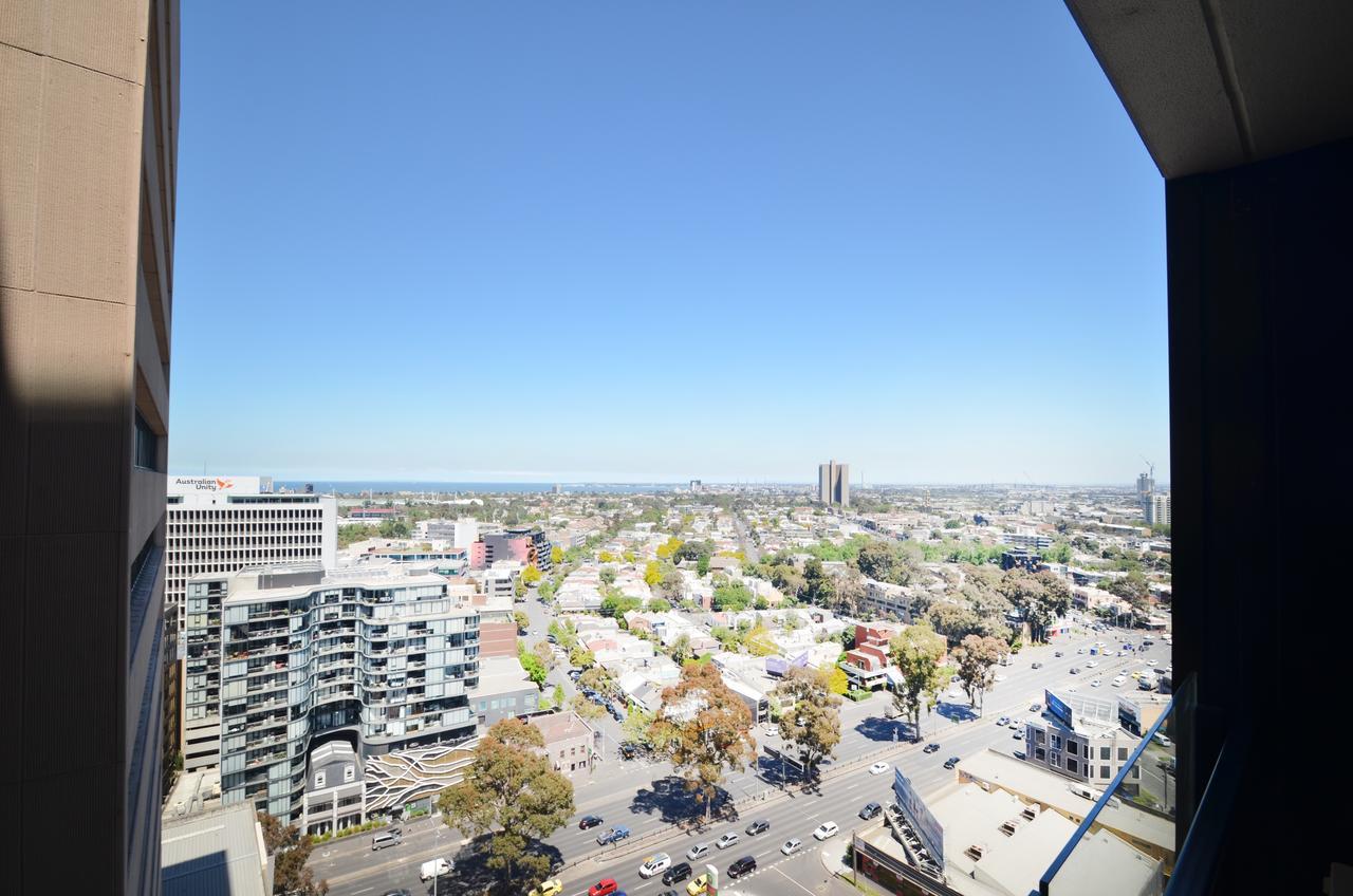Apartments Melbourne Domain - St Kilda Rd Precinct ภายนอก รูปภาพ